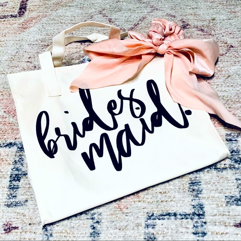 Bridesmaid gift bag